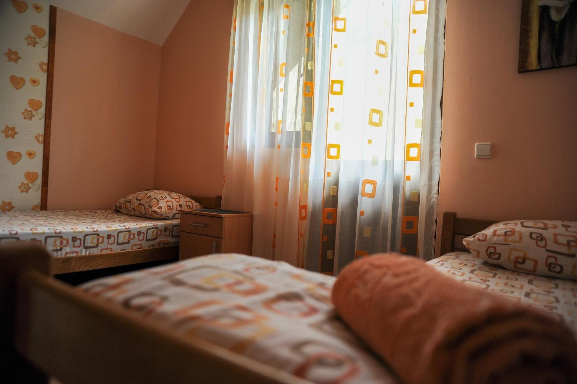 Lovcen4Me Villa Cetinje Bagian luar foto