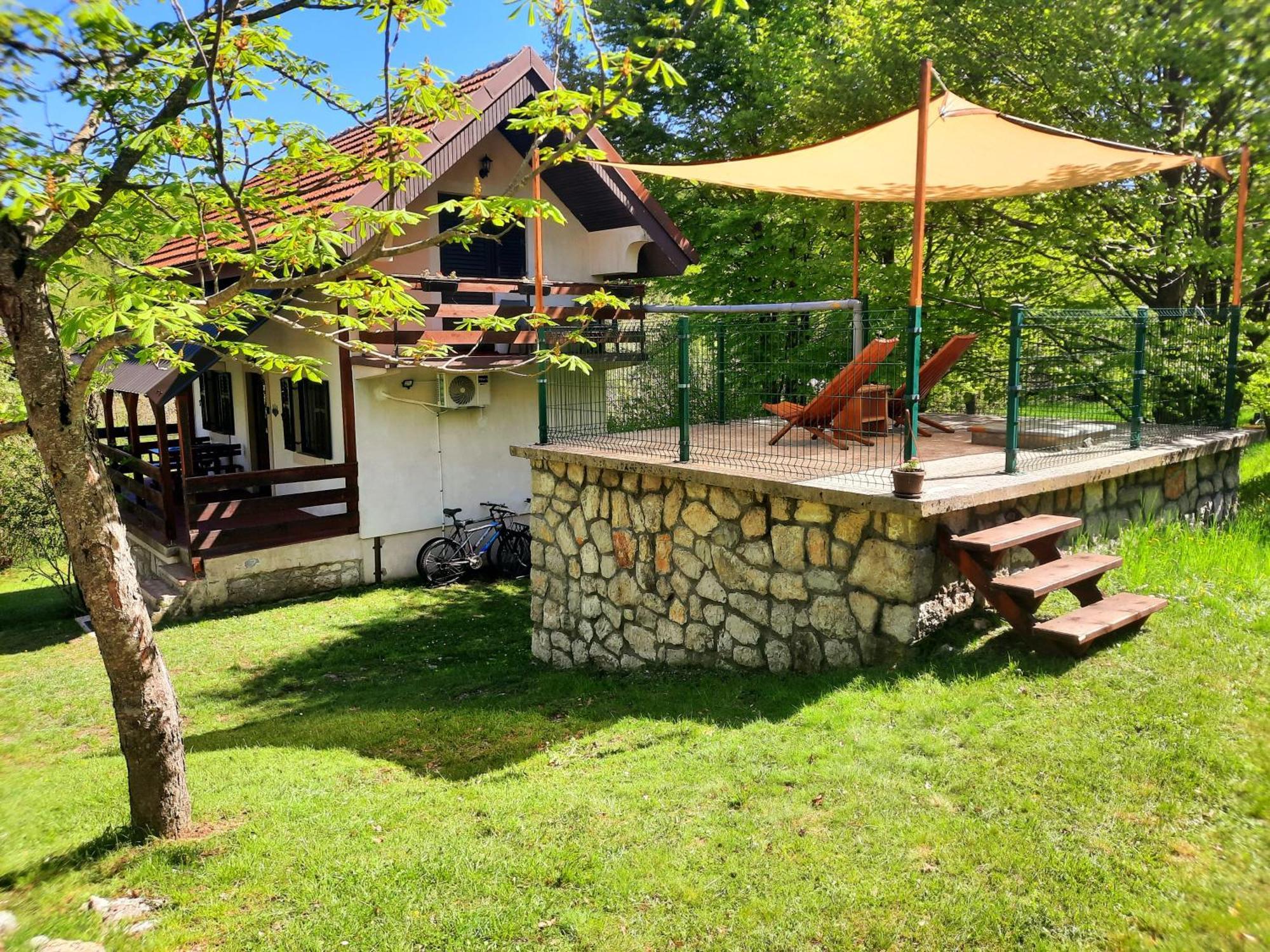 Lovcen4Me Villa Cetinje Bagian luar foto